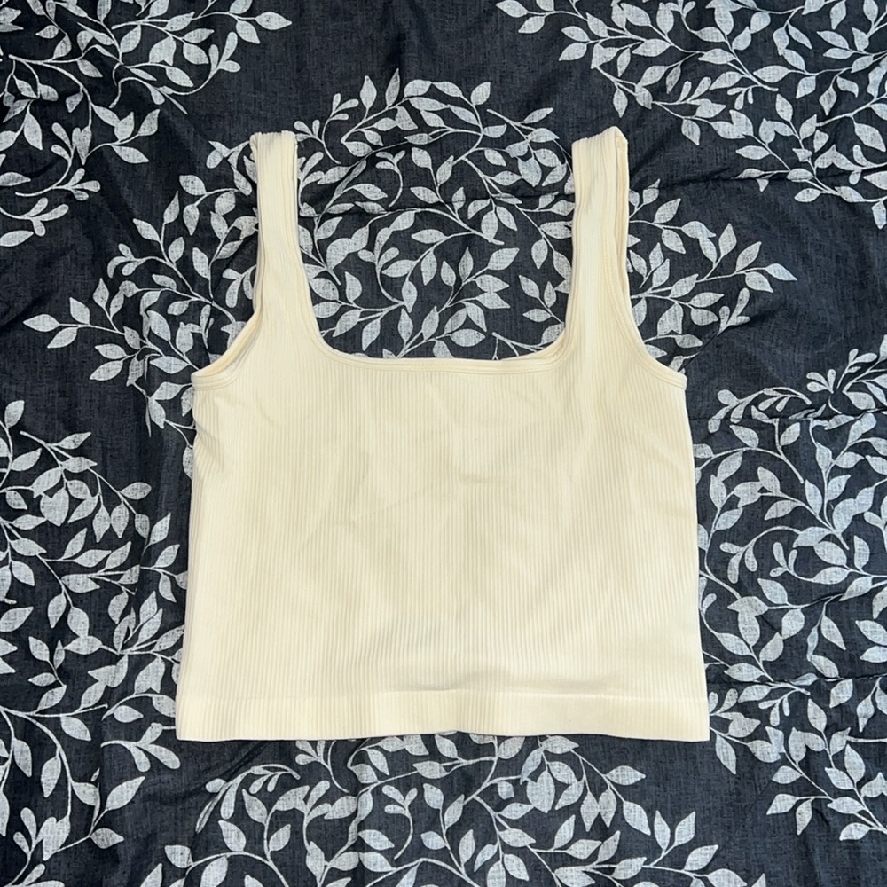 Tank Top Bundle Forever 21, Garage, etc - Picture 3 of 5